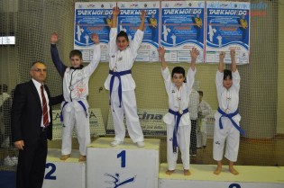 1477745_10202714168240801_1546633565_n