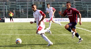 Cortese in azione a Torre del Greco nell'ottobre 2011