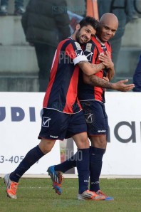 Mancino e Baclet dopo l'1-0 (Foto Giuseppe Melone)