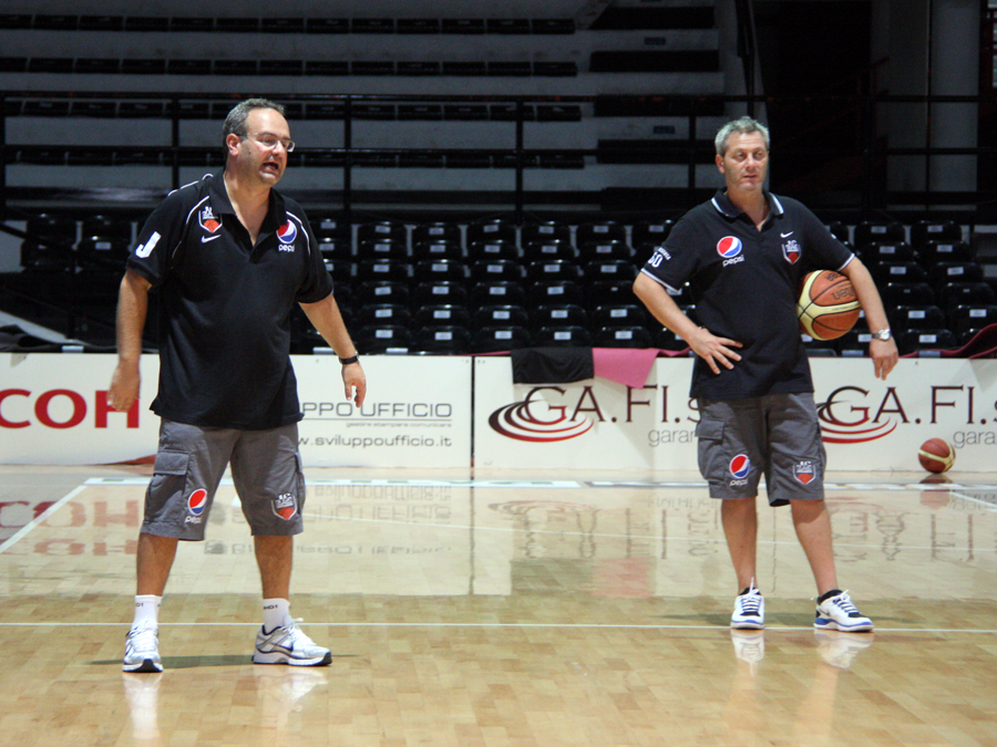 Pino, Max e Stefano: è una serata da brividi