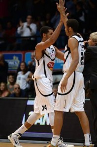 Scott e Brooks, grande prestazione al 'Palaestra' (Foto Giuseppe Melone)