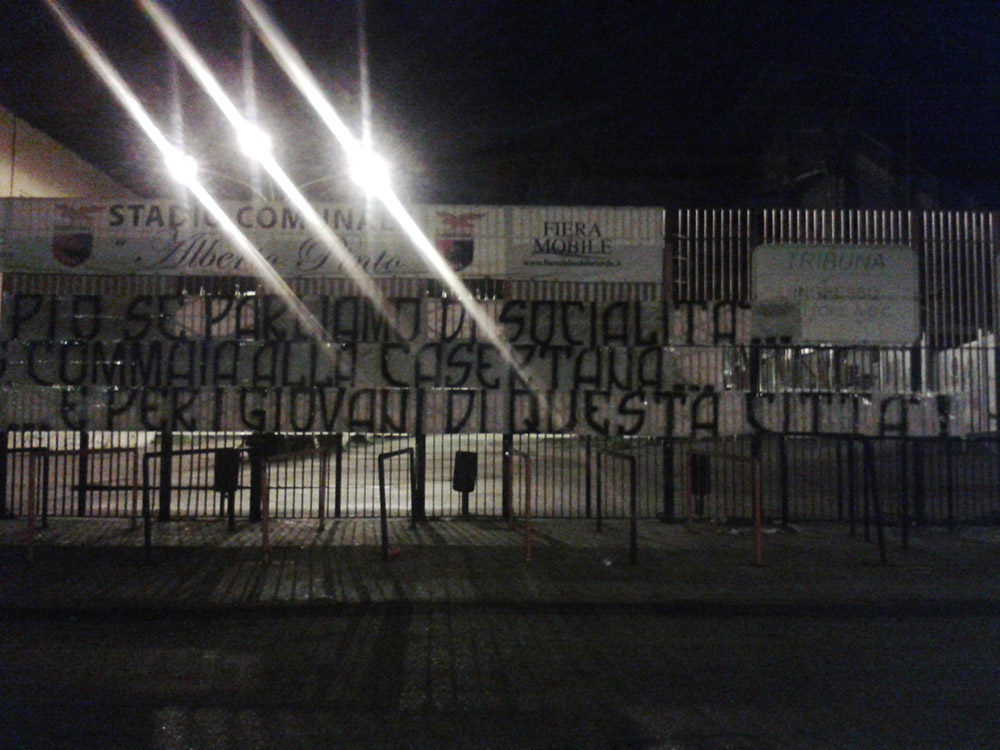 Il ‘Commaia’ alla Casertana: i tifosi rispondono al Sindaco