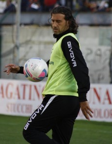 Giorgio Corona in gol 
