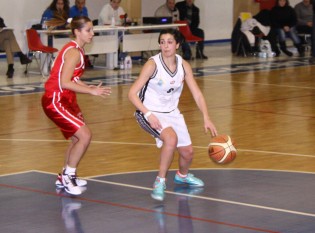 Clara Del Monaco in azione