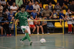 Lucas Do Prado in gol contro la Partenope (Foto Giuseppe Melone)