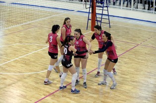 La Volalto festeggia il terzo successo di fila (Foto Giuseppe Melone)