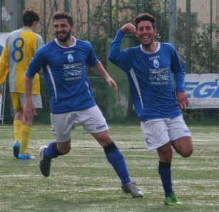 L'esultanza di Antonio Perna della Vis Portici