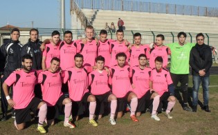 Foto di squadra per il Villa Literno
