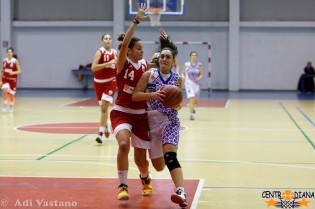 Zampella a canestro (Foto centrodianabasket.it)