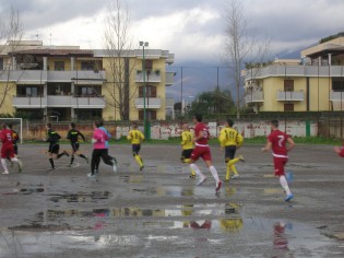 Ingresso in campo delle squadre (foto Antimo Cusano)
