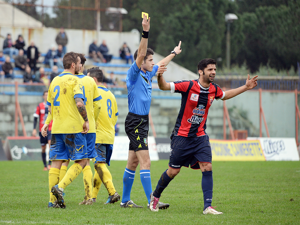 Giudice Sportivo: multate Casertana e Aversa, un turno ad Antonazzo, Galizia e mister Vanacore