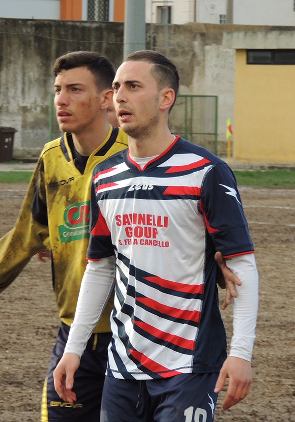 Tutto il Real San Felice vicino ad Antonio Guadagno