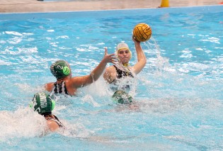 Mariagiovanna Pellegrino in azione contro le siracusane