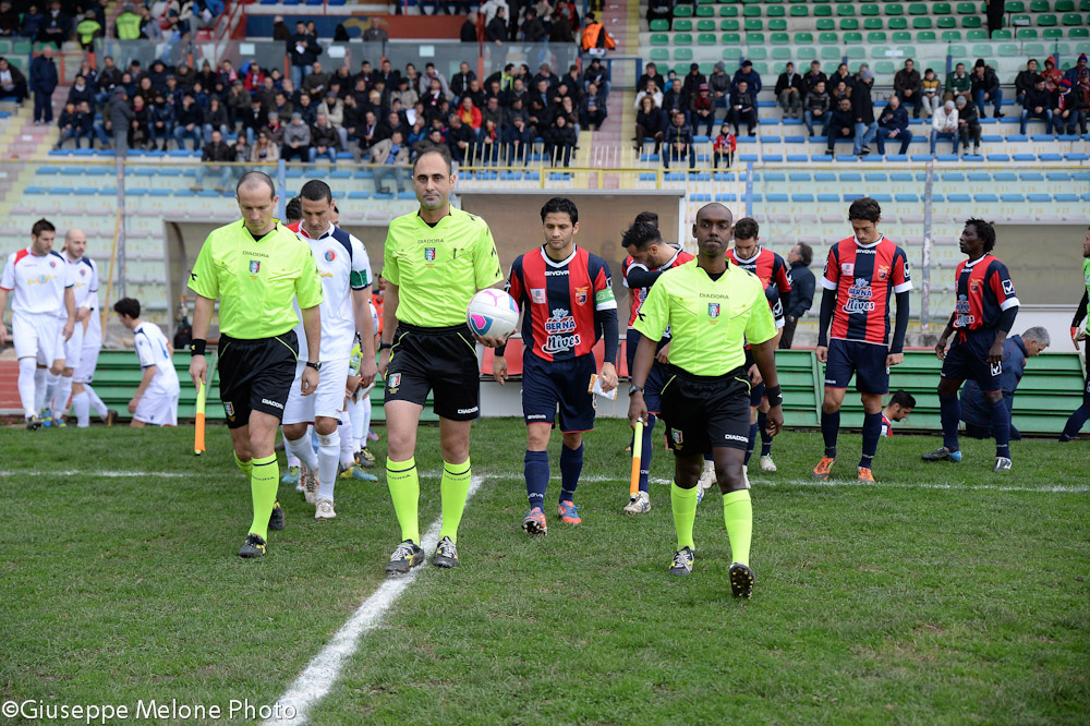 Seconda Divisione, le designazioni: Guccini per Casertana-Sorrento, Messina-Aversa a Rossi