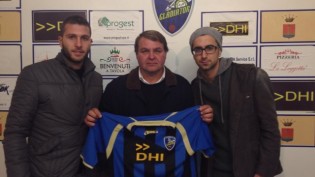 l'ex dg nerazzurro Caldarelli al centro nella foto