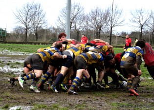 Il Clan in mischia (foto: Sara Barricelli)