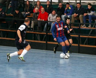 Busino in azione contro l'Aversa