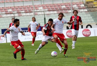 Cruciani in azione contro il Messina