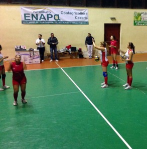 L'Enapa Volley durante il riscaldamento