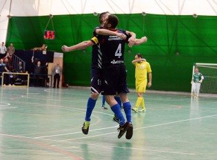 Schurtz e Gigliofiorito festeggiano (Foto Giuseppe Melone)