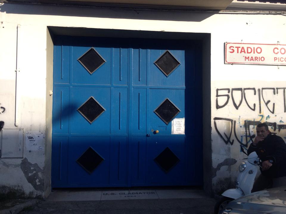 Caos Gladiator: collaboratori in sciopero e magazzino chiuso