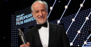 Tony Servillo mostra l'Oscar