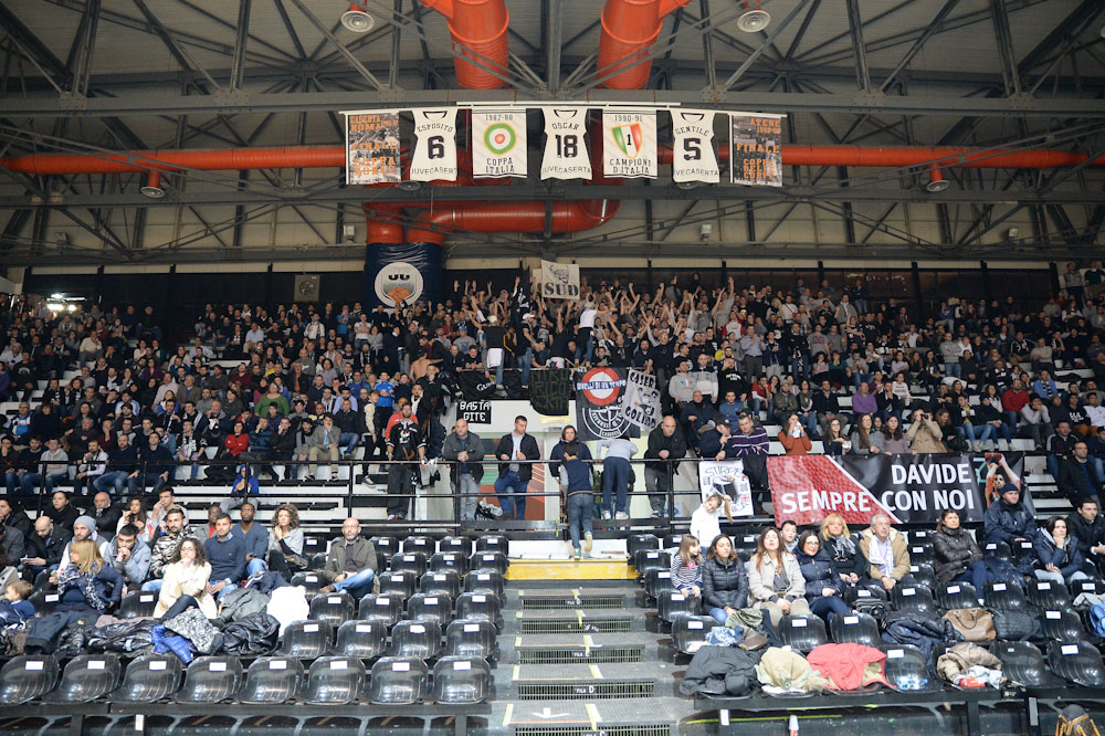 ‘Riempiamo il Palamaggiò’, tanti sconti per i tifosi bianconeri