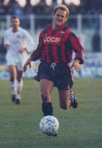 Pasquale Suppa in gol nel 1988 allo 'Zaccheria'
