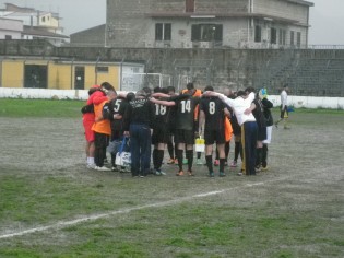 La preghiera a fine partita dell'Hermes (foto Domenico Vastante)