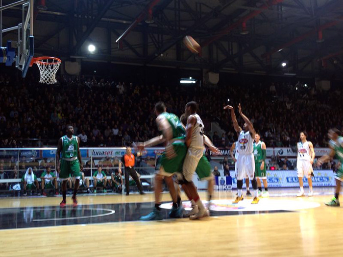 Juve è una Pasqua dolcissima: battuta la Montepaschi, playoff ad un passo