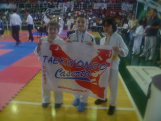 Tre piccoli atleti del Taekwondo Caserta