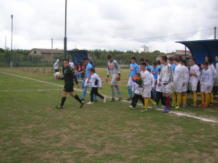 Vis Carano e Napoli entrano in campo (foto Antimo Cusano)