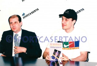 Esposito e Gianfranco Maggiò durante la presentazione del libro 'El Diablo'