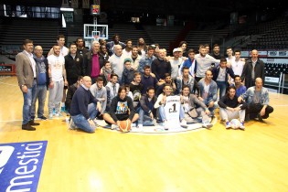 Foto di gruppo per Casertana e Juvecaserta