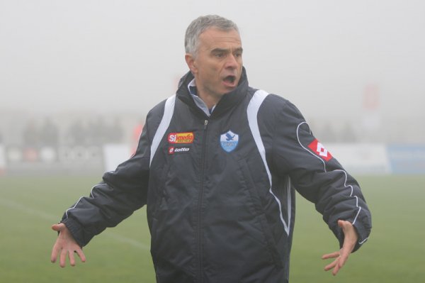 L’Aquila e Pontedera eliminate, la Casertana pronta a parlare con Pagliari e Indiani