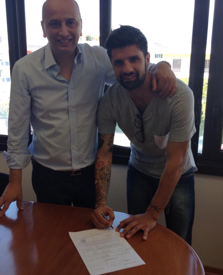 Casertana, un venerdì da leoni: ufficializzato il rinnovo per Mancino