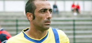 Peppe Mattera promesso sposo rossoblù