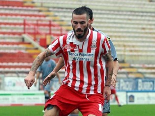 Danilo Alessandro con la maglia del Real Vicenza