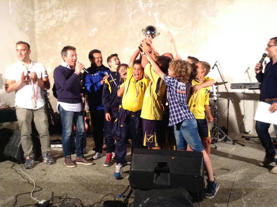 Sessana: grande festa giallobù, la fotogallery