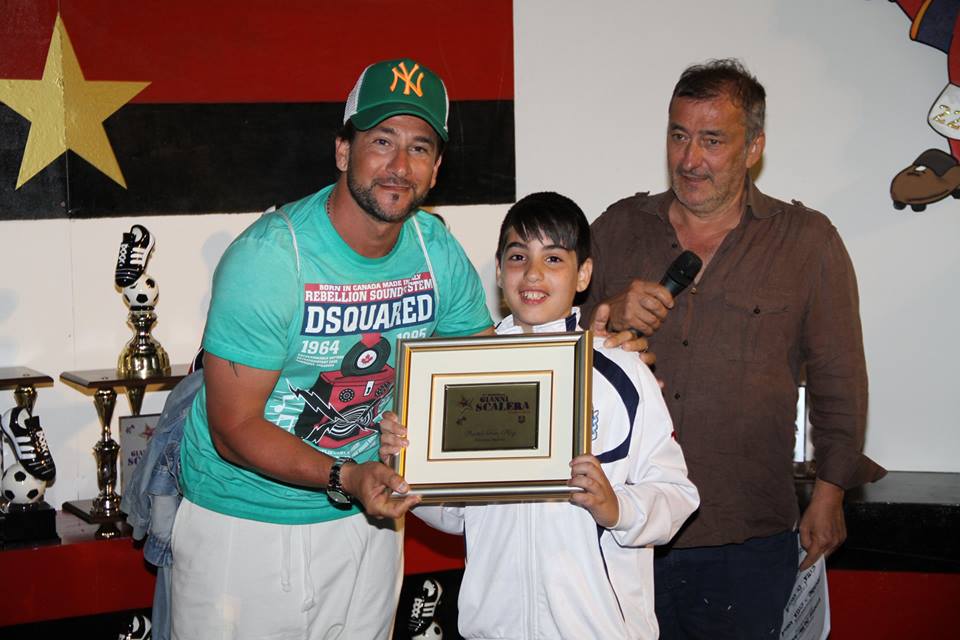 Vincenzo Moretti premia Domenico Di Maiolo (foto Nikolay Borissov)