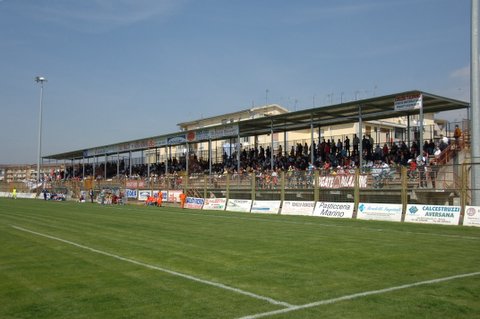 Una veduta della tribuna del 'Bisceglia'