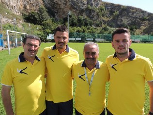 Mister Citarelli con il suo staff