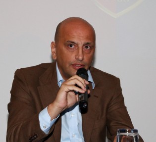 Il presidente della Casertana Giovanni Lombardi