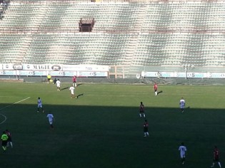 Un'azione di gioco della gara