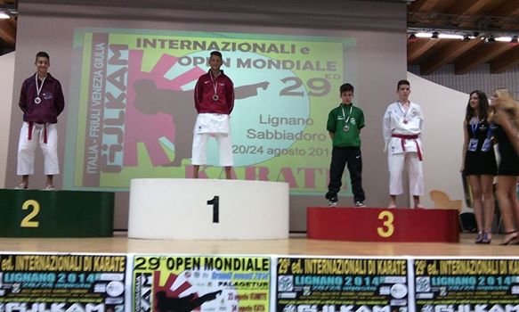 Karate: a Lignano Sabbiadoro doppia medaglia per Daniele Petrillo