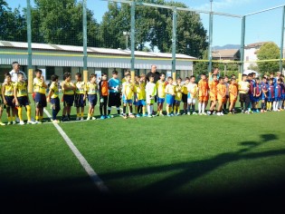Le squadre prima dell'inizio del torneo