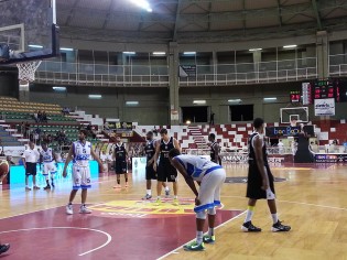 Un'azione di gioco della gara