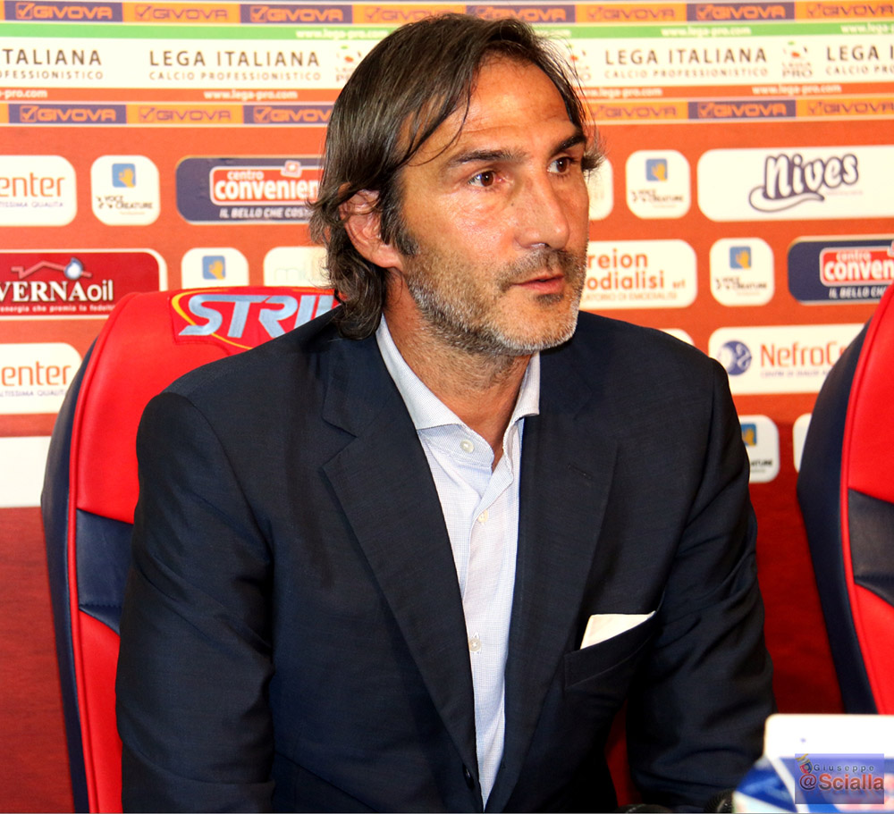 Gregucci stempera la tensione: “Tutte le gare sono delicate, ho piena fiducia in questa Casertana”