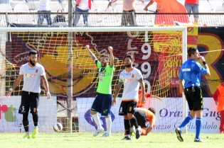 L'esultanza di Alessandro a Messina