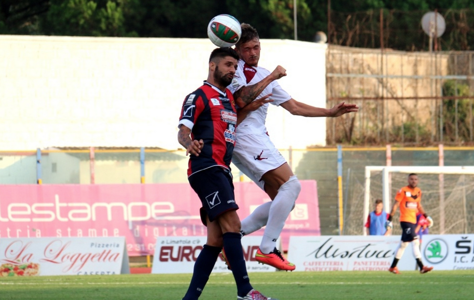 Casertana-Aversa, i primi scatti di un derby dall’epilogo clamoroso